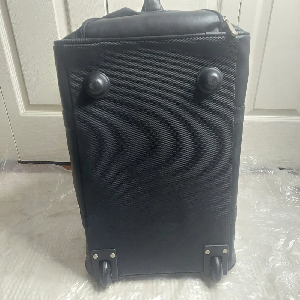 Leather Black Duffel Carry On With Wheels! Travel Bag!